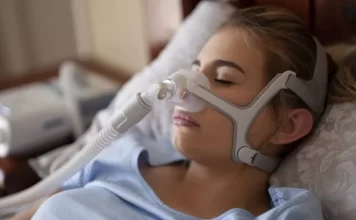 Using oral appliances to treat sleep apnea and snoring